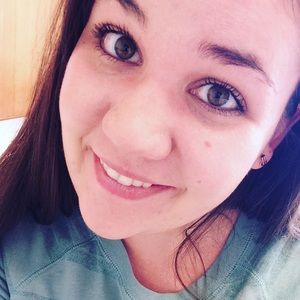 Meet your Posher, Maycee